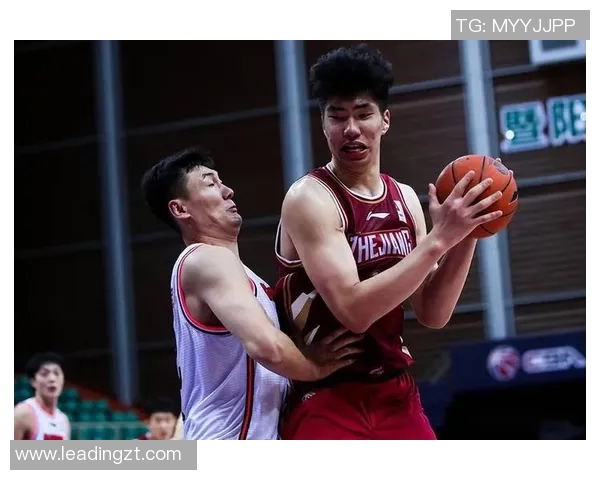 CBA季前赛精彩对决浙江队迎战广州队直播全程回顾与分析 CBA季前赛精彩对决浙江队迎战广州队直播全程回顾与分析